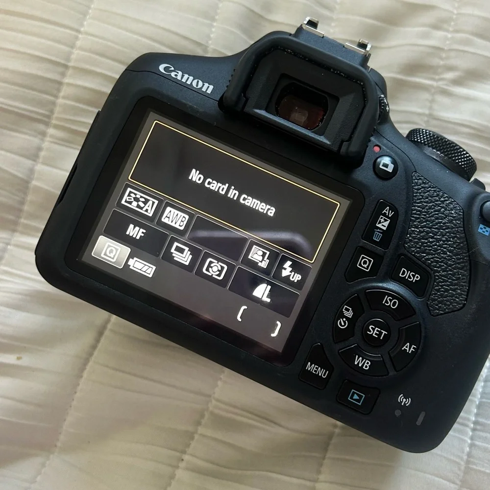 Canon EOS Rebel T7 Black with Lens Kit